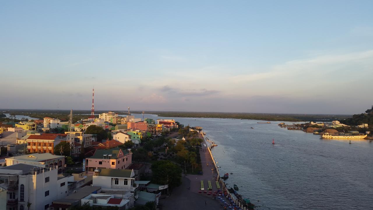 River Hotel Ha Tien Exterior photo